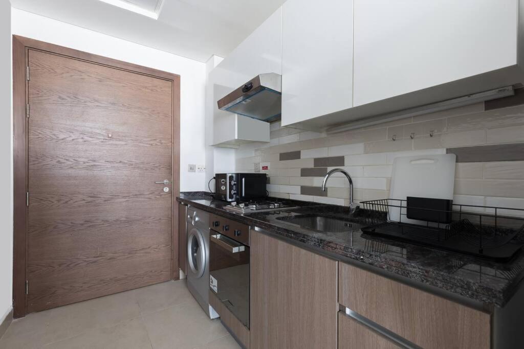 Colife Studio, Azizi Samia, Al Furjan 164 Apartment